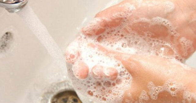 Bərk sabun yoxsa maye sabun? Ən gigiyenik olanı açıqlandı