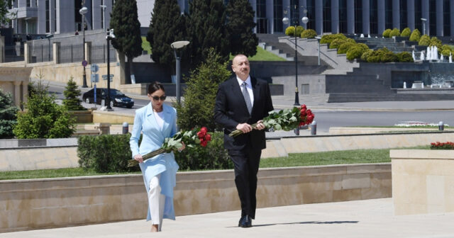 Prezident və birinci xanım Həzi Aslanovun məzarını ziyarət etdi