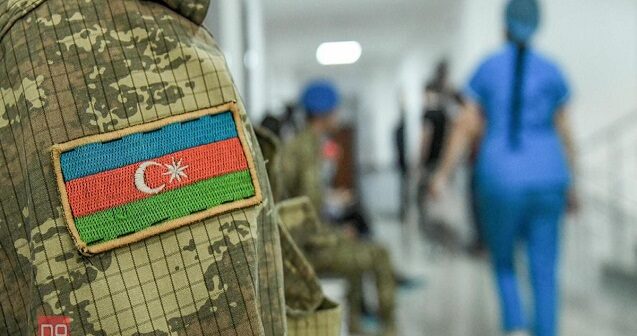 Kəlbəcərdə yol qəzasında bir hərbçi həlak olub, bir neçəsi xəsarət alıb