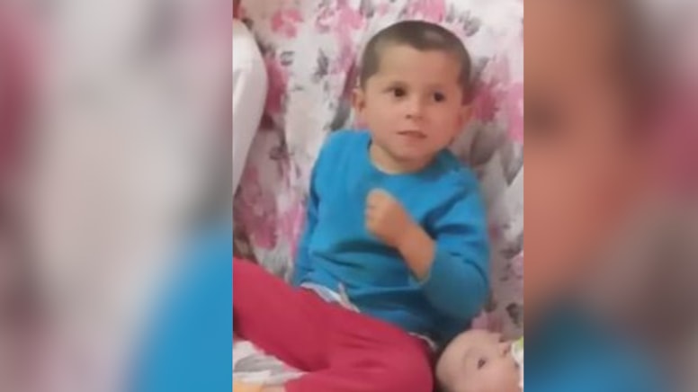 Dəhşətli qəza: Uşaq atasının idarə etdiyi traktorun altəna düşdü