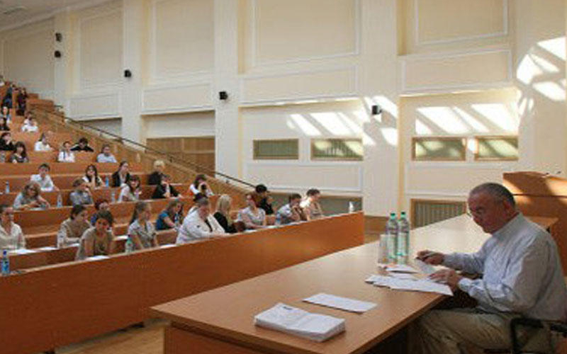 Universitetlərə qəbul planının sayı açıqlandı