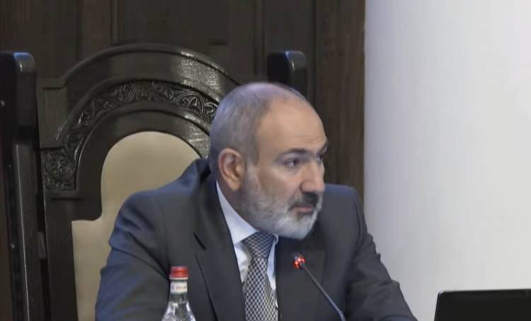 Paşinyan: “Çox içdiyimiz üçün unuduruq”