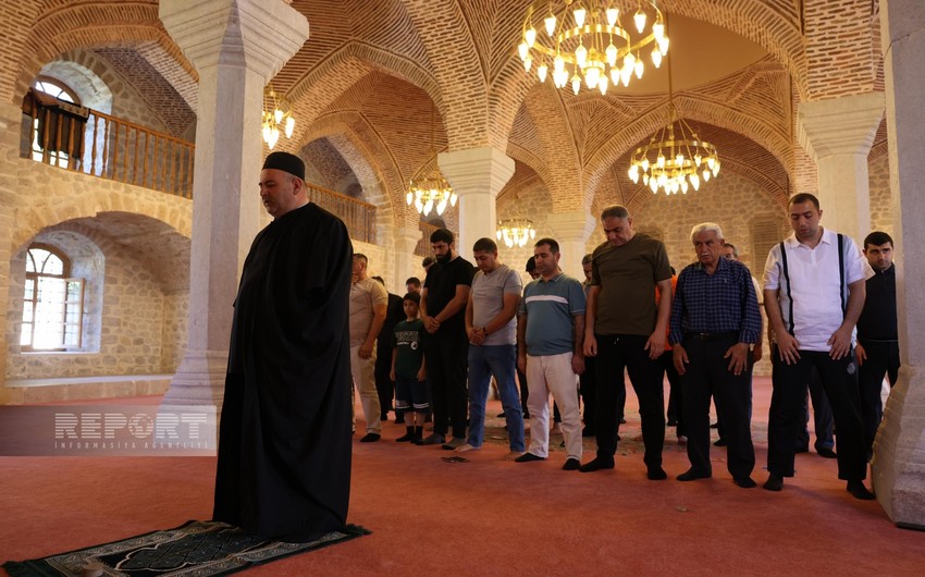 Şuşada bayram namazı qılındı