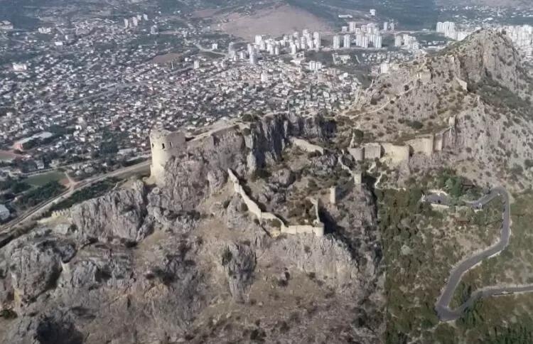 Adanada “Ölülər qəhvəxanası” – Orada nə baş verir?