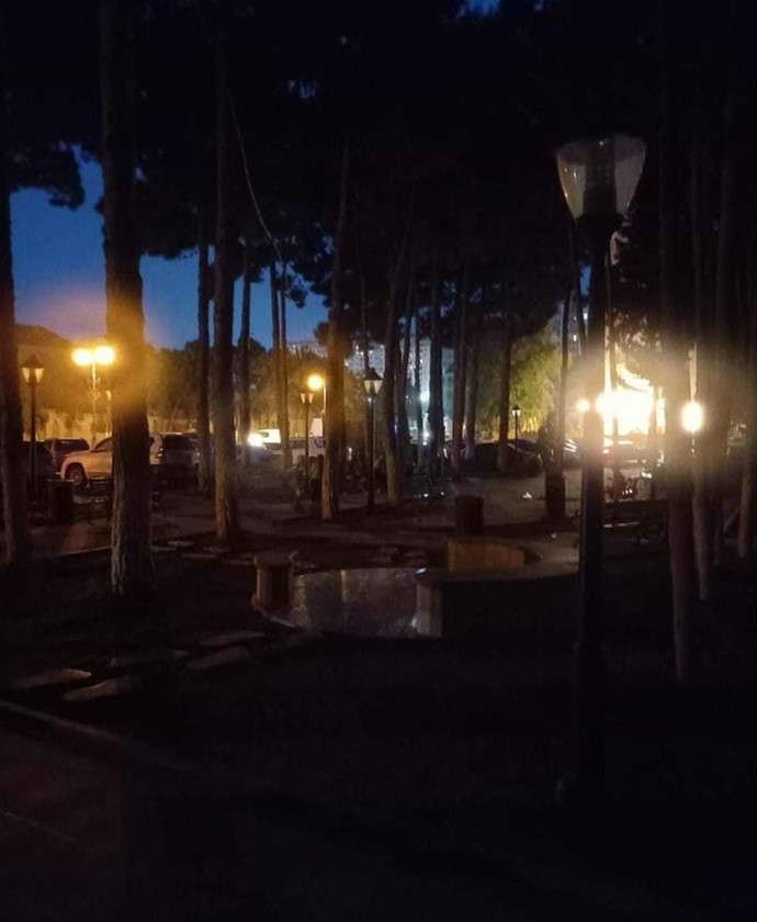 Xırdalanın böyük parkı zülmət içində – Foto