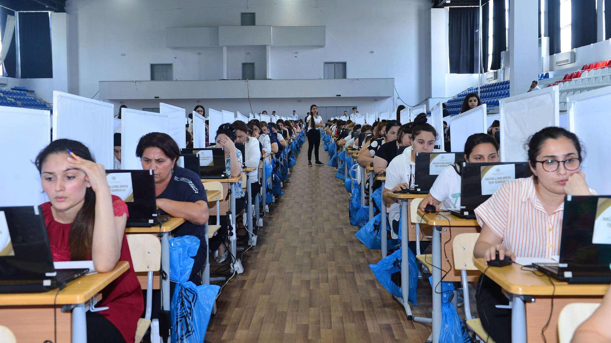 Təhsilimiz kimlərin əlindədir – 4 min müəllim keçid balını yığa bilməyib