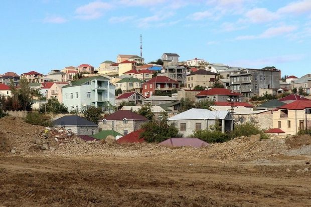 Hamı Bakının bu qəsəbəsindən torpaq alır – Səbəbi bu imiş!