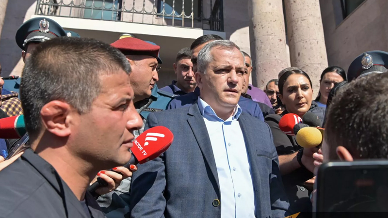 Şahramanyanın avtomobilinin müsadirə edilməsinin səbəbi – Narkotik alveri…