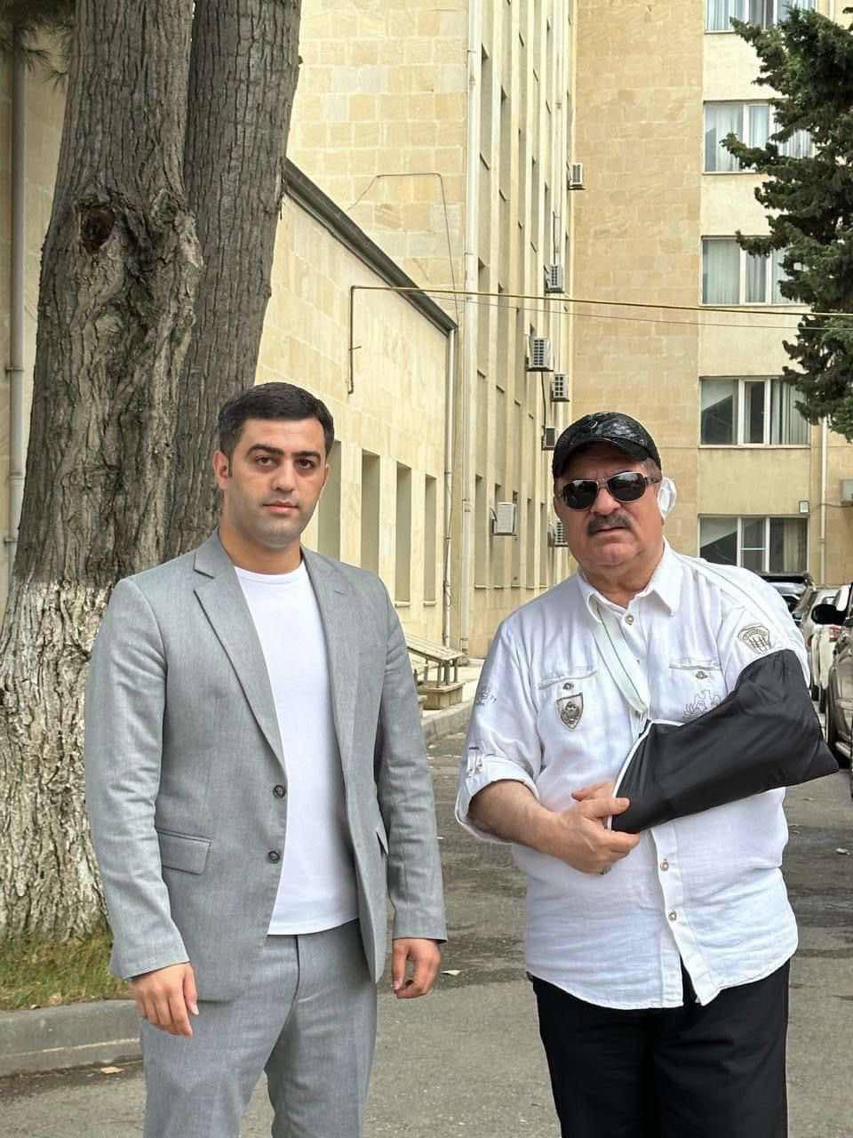 Ağadadaş Ağayevin döyüləndən sonra ilk fotosu