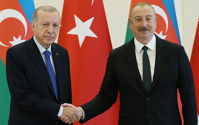 İlham Əliyev, Ərdoğan və Şahbaz Şərif arasında görüş başladı