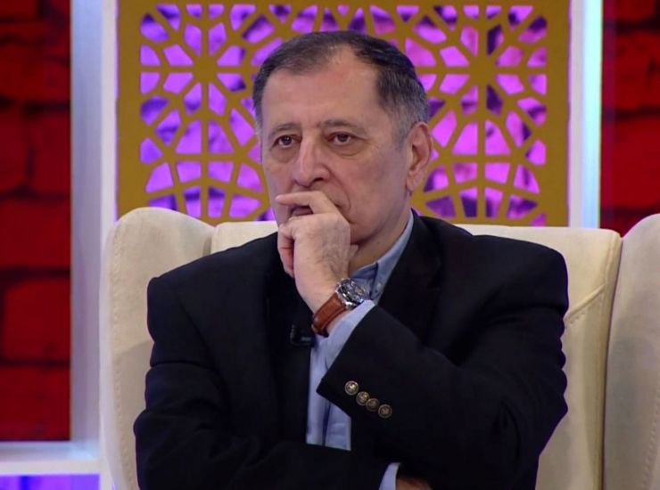 Baba Vəziroğlu: “Orada olsaydım, baltanı onun başına çırpardım ki…”