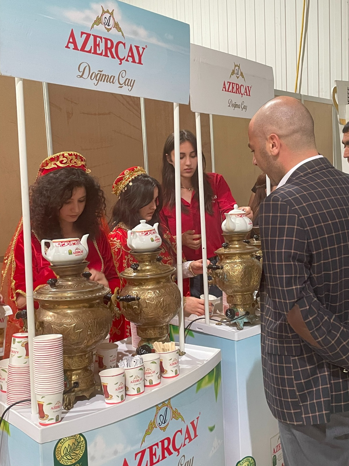 Doğma çay “Azerçay” şirkətlərin tanıtım sərgisinə tərəfdaşlıq edib