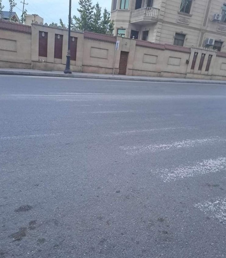 Xırdalan yollarındakı təhlükə – Foto