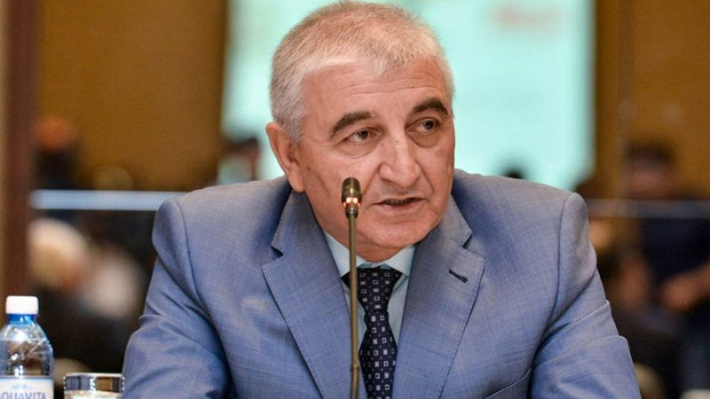 Məzahir Pənahov namizədlərə xəbərdarlıq etdi