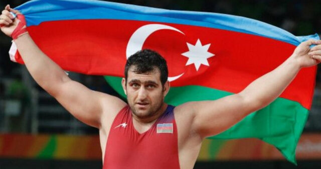 Paris-2024: Azərbaycan güləşçisi qələbə qazandı