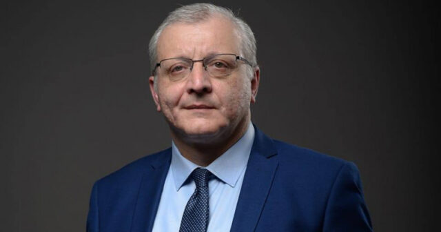 Surenyants: “Bakı çox ustalıqla hərəkət edir”