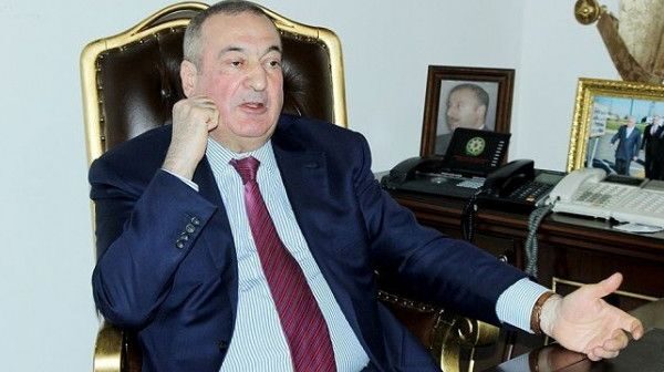 Deputatlığa namizəddən Eldar Quliyevlə bağlı şok açıqlama: “Maştağa ərazisini gəzərkən gördüm ki…” – FOTO