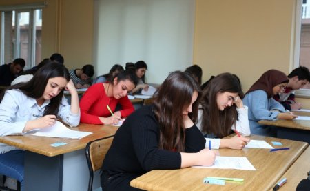 Bu universitetlərdə qiyabi ixtisaslar ləğv edildi (SİYAHI)