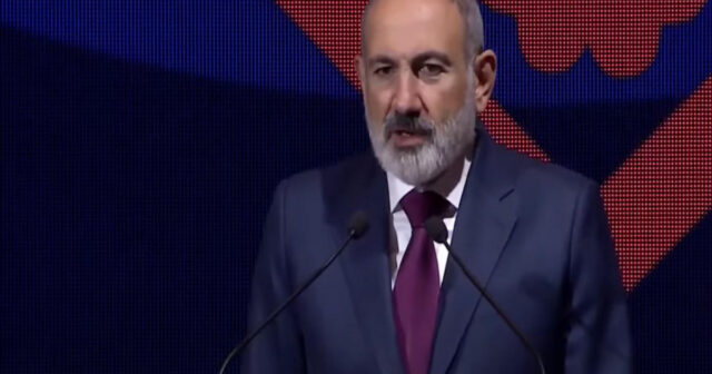 Paşinyan: Ermənistan Türkiyə ilə münasibətlər qurmalı, quru sərhədləri açılmalıdır