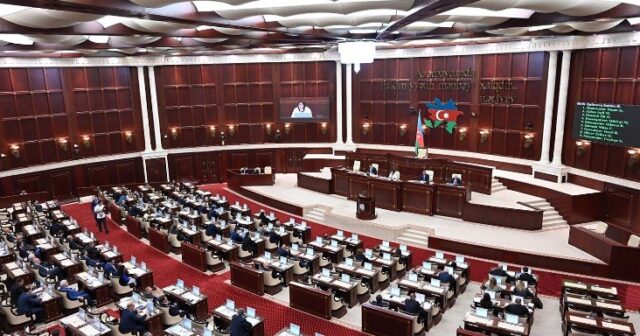 Parlamentdə SON DƏQİQƏ bəyanatları: Kimlər nə təklif etdilər?