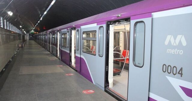 Bakı metrosunda qəribə GÖRÜNTÜ – Yorğan-döşəklə… – VİDEO