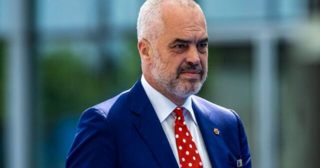 Albaniyanın Baş naziri iqlim sammitində iştirak məqsədilə Azərbaycana gəlib