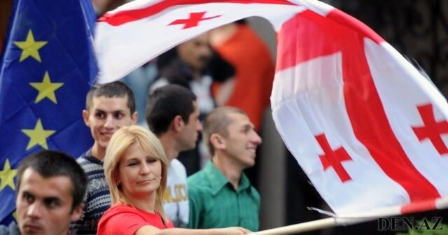 Gürcü müxalifəti qalib gəlsəydi, rus ordusu Tiflisə girəcəkdi?