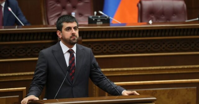 Paşinyanın partiyası: Müstəqillik Bəyənnaməsi dəyişməlidir