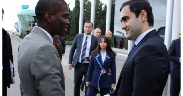 Qrenadanın Baş naziri Azərbaycana gəldi