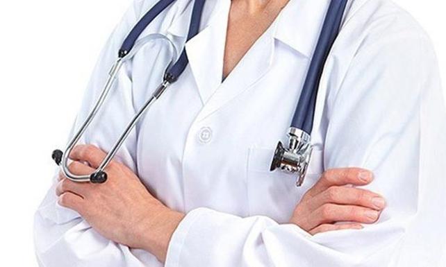 “RM Medicare Klinika”sında sertifikasiyadan kəsilənlər həkimlik edir