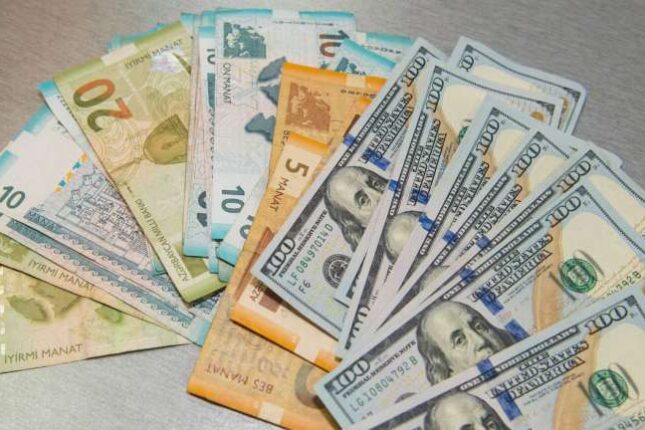 Ölkədə dolların qiyməti bu tarixə kimi dəyişməyəcək