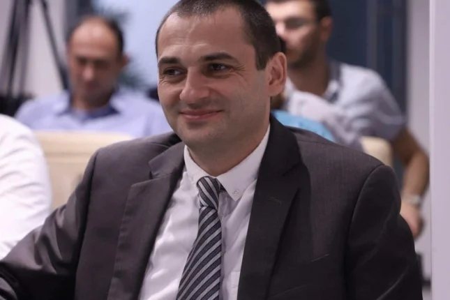 Bakı və Ankara ilə dost olmalıyıq – Erməni siyasətçi