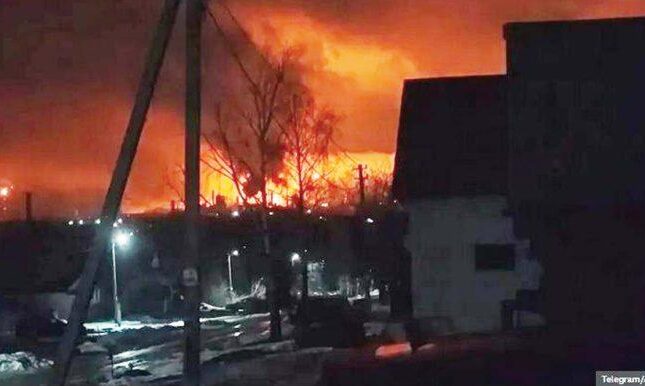 Ukrayna PUA-ları “Lukoyl”un neft emalı zavodunu vurdu