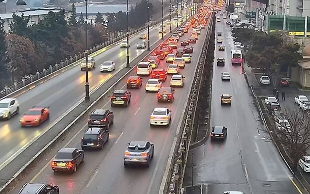 Bu yollarda tıxac var – Siyahı