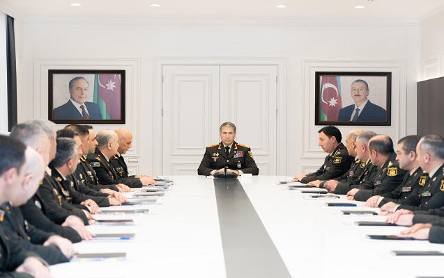 Vilayət Eyvazov əməliyyat müşavirəsi keçirdi