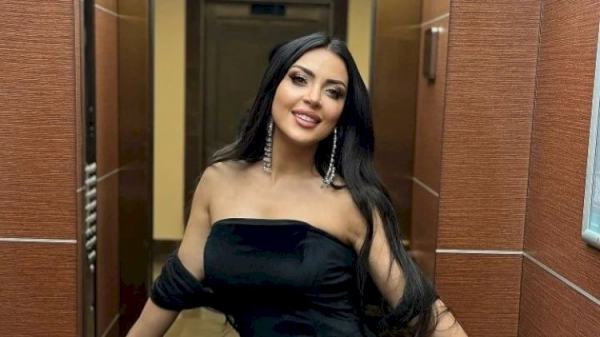 Vəfadan Bakıda neçə evinin olduğunu soruşdu: Müğənni sayını deyəndə ŞOK OLDULAR