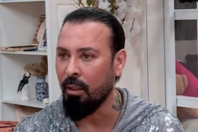 Niyam Salaminin 500 minlik qalmaqalı: Müğənni saxta sənədlərlə aldadıldığını iddia edir