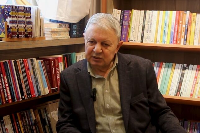 “Yazıçılar Birliyinə ev üçün ərizə yazdım, baxmadılar” – Elxan Elatlı ilə MÜSAHİBƏ(VİDEO)