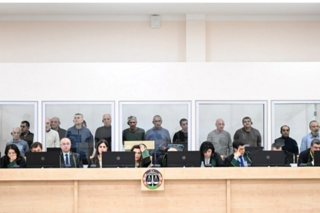 Hərbi cinayətlər törətməkdə təqsirləndirilən erməniəsilli şəxslərin məhkəməsi davam etdirilir