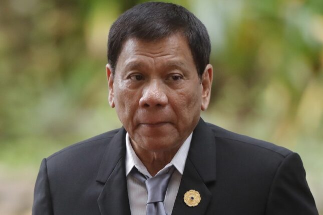 KİV: Filippinin keçmiş prezidenti Haaqada məhkəmə qarşısına çıxarılacaq