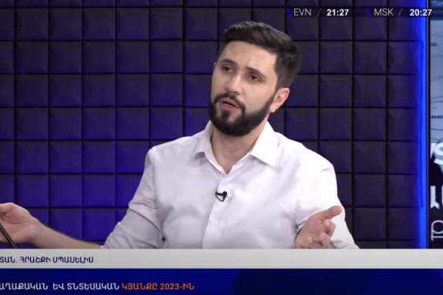 “Paşinyan Azərbaycan nazirlərinin ranqında belə deyil”