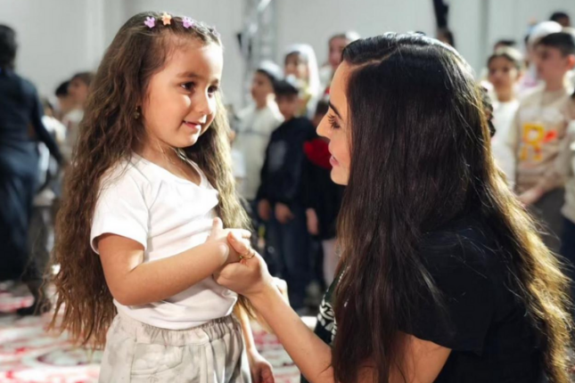 Şəhidin 9 yaşlı övladı Leyla Əliyevaya: “Sizin də atanız bir qəhrəmandır!”-FOTO,VİDEO