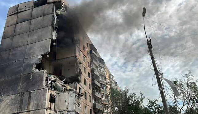 Zelenskinin ata yurdu bombalandı