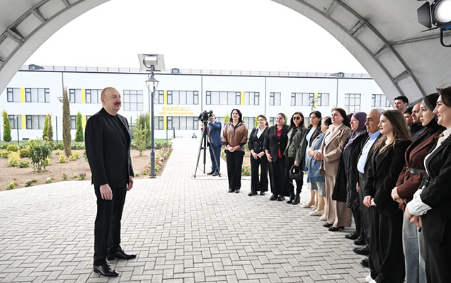 Prezidentdən ağdamlı gənclərə sual – “Həvəslə gəlmisiniz?”