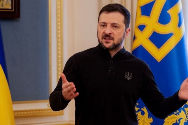 Zelenski mümkün ərazi güzəştlərindən danışıb