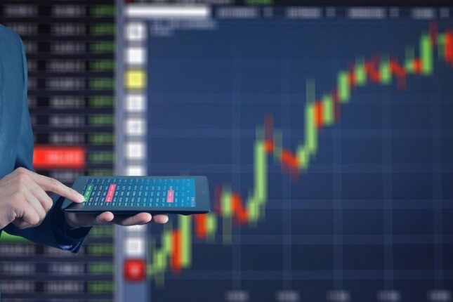 Azərbaycanda dolların məzənnəsi ilə bağlı PROQNOZ