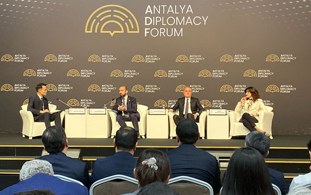 Azərbaycan, Ermənistan, Gürcüstan XİN rəhbərlərinin iştirakı ilə iclas keçirilib – Fotolar