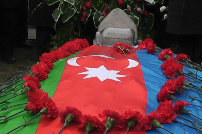 Daha 3 şəhidin qalıqları 30 il sonra tapıldı