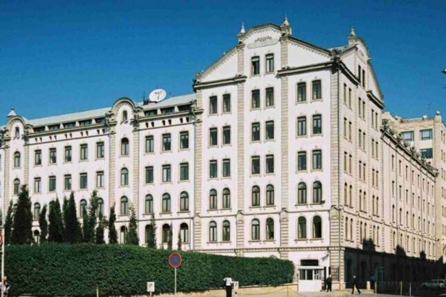 “Landmark” Biznes Mərkəzi satıldı – Ofislər bağlandı