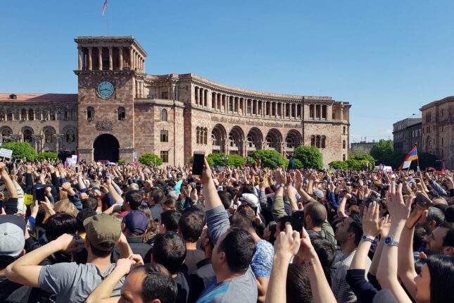 İrəvanda separatçıları kim və niyə qızışdırır?